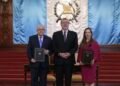 Guatemala y Reino Unido firman acuerdo de cooperación técnica para planificar el proyecto Metrorriel