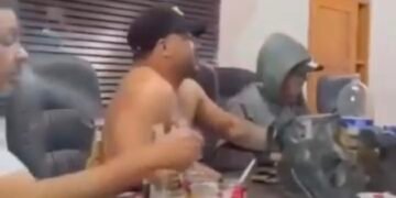 Alcalde hondureño admite que video donde consume alcohol en oficinas municipales es real y pide perdón