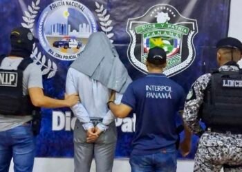 Panamá arresta a empresario chino buscado por Interpol por presunta apropiación indebida de más de $275 millones