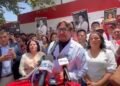 Médico sindicalista busca la candidatura presidencial del partido de la antigua guerrilla para las elecciones de El Salvador en 2027
