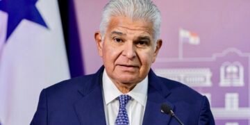 Presidente de Panamá viaja a México para reunirse con mandataria Claudia Sheinbaum