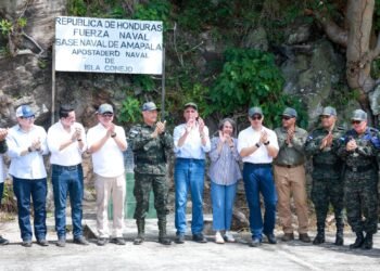 Honduras conmemora el fin de la Guerra de 1969 en Isla Conejo, territorio que El Salvador aún reclama