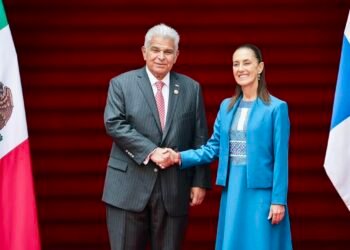 Panamá y México acuerdan fortalecer comercio, inversiones y cooperación durante reunión entre José Raúl Mulino y Claudia Sheinbaum