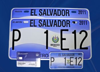 El Salvador prorroga hasta 2027 la vigencia de más de 2 millones de placas vehiculares