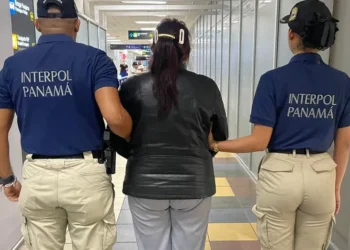 Detienen en Panamá a mujer buscada por Lituania por presuntos vínculos con terrorismo