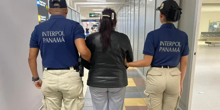 Detienen en Panamá a mujer buscada por Lituania por presuntos vínculos con terrorismo