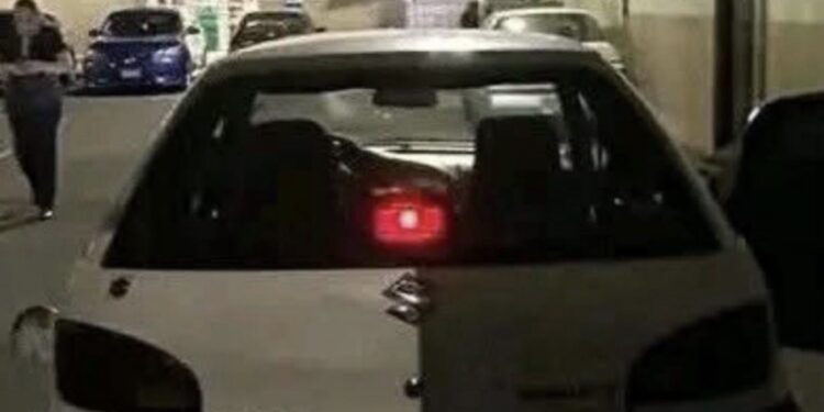Presunto homicida muere en accidente de motocicleta tras matar a su compañera de vida en El Salvador