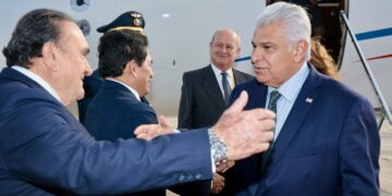 Presidentes de Panamá y Honduras llegan a Perú para la toma de posesión de Keiko Fujimori