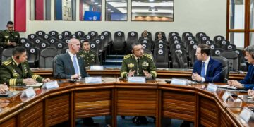 Subsecretario de Defensa de EE UU y altos mandos militares visitan Guatemala para reforzar la cooperación en seguridad
