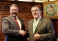 Presidente de Guatemala y codirector del FBI acuerdan fortalecer cooperación contra el crimen transnacional