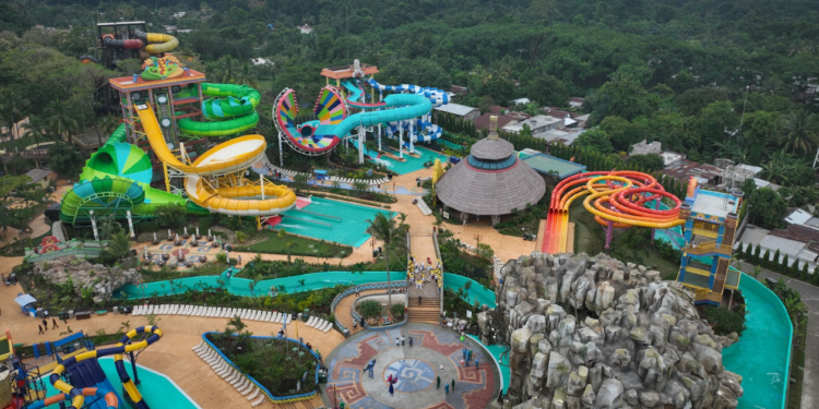 Guatemala inaugura Xetulhá, un parque acuático en Retalhuleu con capacidad para 10,000 visitantes