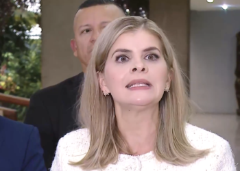 Presidenta de Costa Rica denuncia nueve amenazas de muerte, hasta con francotirador