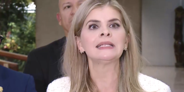 Presidenta de Costa Rica denuncia nueve amenazas de muerte, hasta con francotirador