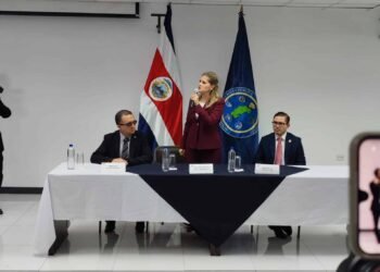 Presidenta de Costa Rica convoca al Consejo de Seguridad ante amenazas en redes sociales y filtraciones