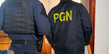 Arrestan en Panamá a ocho acusados de vender terrenos falsos en redes sociales