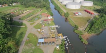 El estado panameño comprará la totalidad de empresa de transporte de petróleo