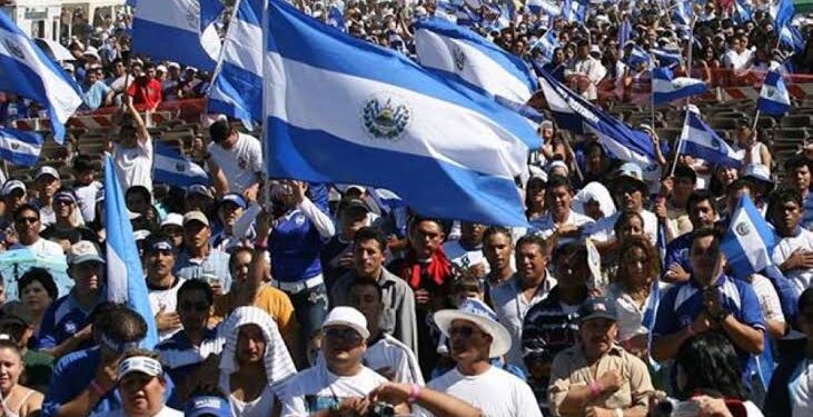 En menos de dos meses se define el futuro del TPS para miles de salvadoreños en Estados Unidos