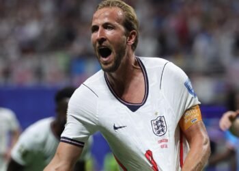 Kane rescata a Inglaterra en sufrida victoria ante República Democrática del Congo