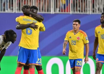 Un gol de Jhon Arias guía a Colombia a los octavos de final y despide a Ghana