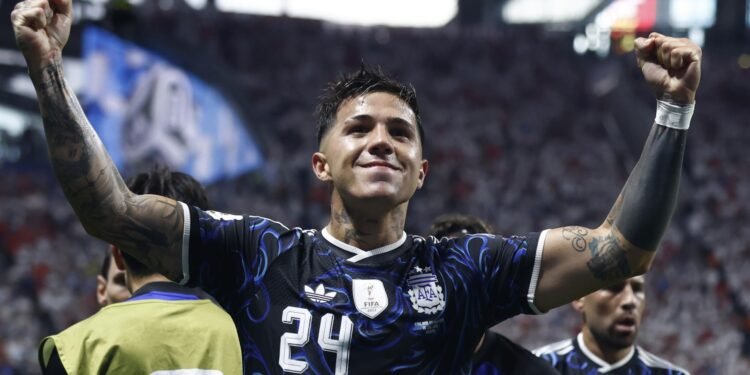 El campeón y su estandarte Messi vuelven a la final del Mundial