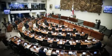 Diputados panameños presentan propuestas de ley anticorrupción con imprescriptibilidad en delitos contra la administración pública