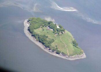 Asfura afirma que la Isla Conejo, que reclama El Salvador, “le pertenece a Honduras”