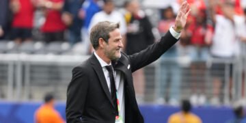 Selección de Panamá inicia búsqueda de entrenador mientras evalúa la continuidad de Thomas Christiansen
