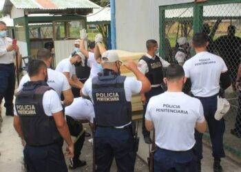 Capturan a siete funcionarios del Ministerio de Justicia de Costa Rica acusados de intentar introducir ilícitos a cárcel