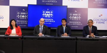 Gobierno panameño pide presupuesto de $35,000 millones para 2027, un aumento del 0.6 %.