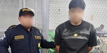 Policía guatemalteca captura a un sospechoso por la masacre de Villa Canales que dejó siete muertos