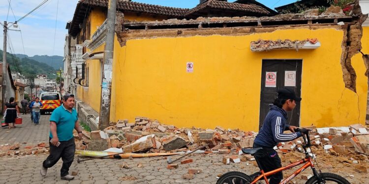 Alerta en el Triángulo Norte: el Cinturón de Fuego concentra el 90 % de los sismos y casi el 80 % de los grandes terremotos