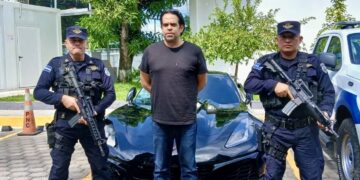 Presidente de la Asamblea Legislativa de El Salvador desmiente que su hijo estuviera involucrado en accidente con auto deportivo