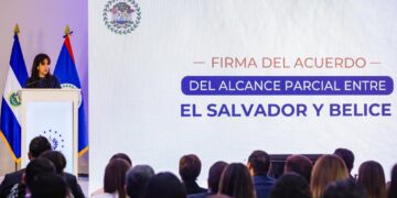 El Salvador y Belice firman acuerdo comercial con más de 400 líneas arancelarias