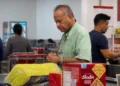 Obispo Mata reaparece en Managua tras semanas bajo vigilancia policial