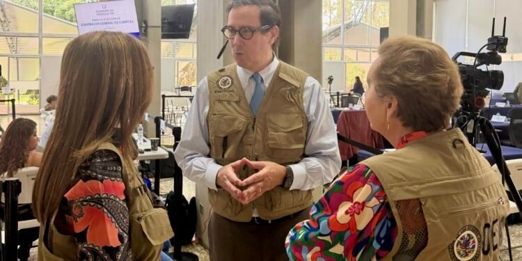 Misión de la OEA pide transparencia en elección del Contralor General de Guatemala