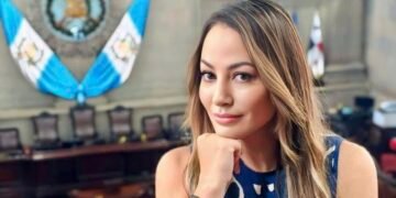 Diputada de Guatemala anuncia públicamente su divorcio de otro reconocido político por medio de un comunicado