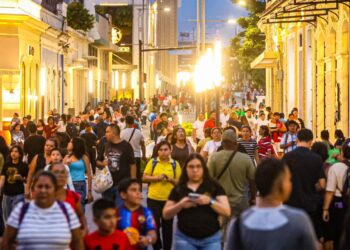 Centro Histórico de San Salvador supera el millón de visitantes durante las vacaciones agostinas