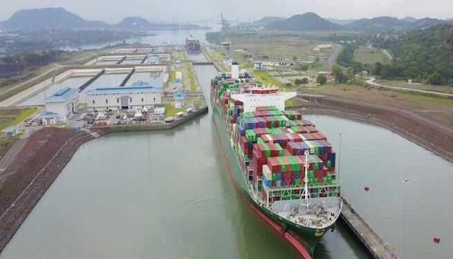 Canal de Panamá reducirá calado máximo para buques Neopanamax