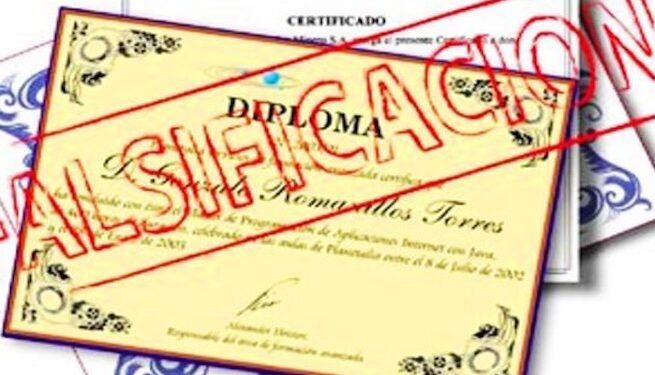 Jueza panameña ordena prisión preventiva a acusados por diplomas académicos falsos