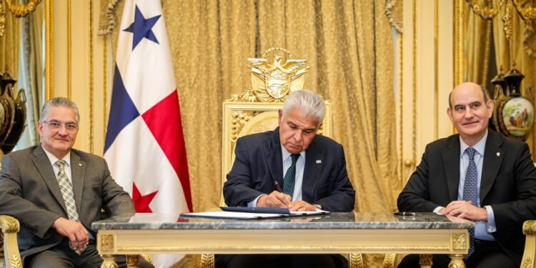 Panamá exonera del impuesto de transferencia la primera vivienda nueva de hasta $120,000
