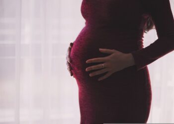 Estados Unidos endurece medidas para combatir el turismo de maternidad