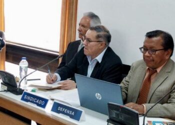 Tribunal de Guatemala rechaza permiso al periodista José Rubén Zamora para viajar a EE UU por salud