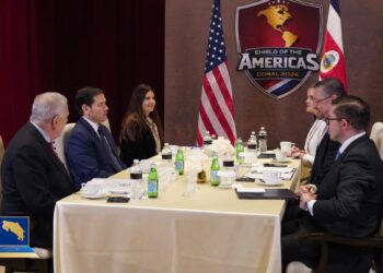 EE UU y Costa Rica buscan “profundizar” cooperación en materia de seguridad