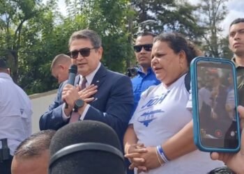 Honduras: audiencia contra el expresidente Hernández por corrupción continuará el miércoles