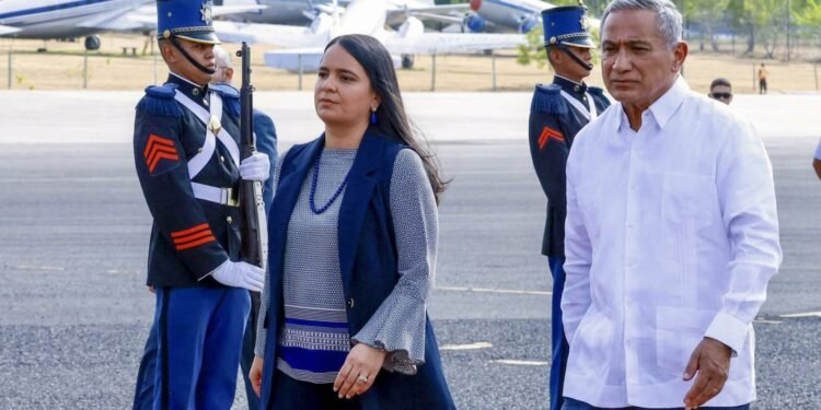 Primer ministro de Belice visita Honduras para fortalecer cooperación bilateral