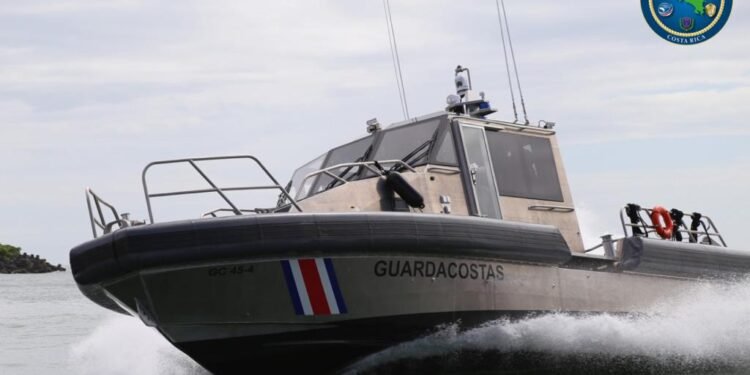 Costa Rica reinstala policía de guardacostas en la zona sur para combatir el ingreso de drogas