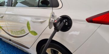 Unos 42 mil vehículos eléctricos circulan en Centroamérica, más del 50% está en Costa Rica