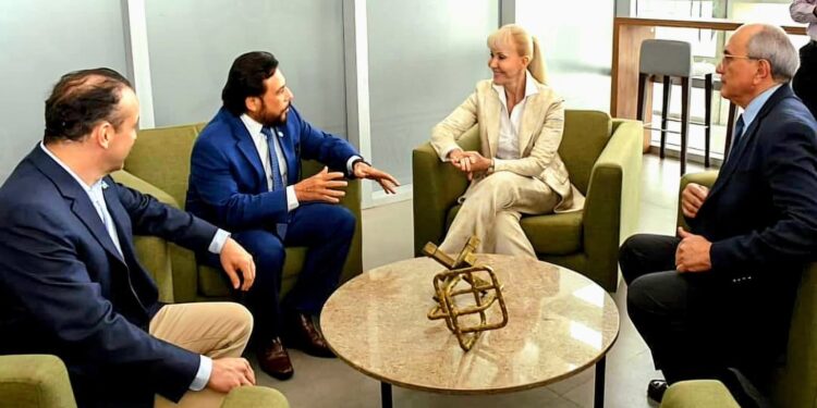 Tres presidentes y dos vicepresidentes de Centroamérica asistirán a la investidura de Abelardo de la Espriella en Colombia