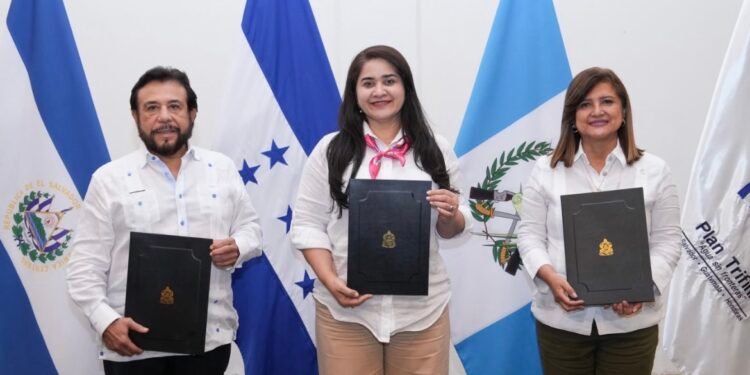 Guatemala, El Salvador y Honduras revisan avances del Plan Trifinio y proyectos regionales