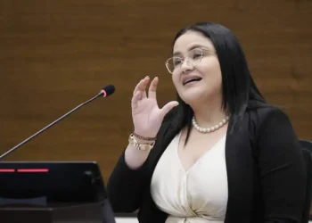 Tribunal ordena “captura inmediata” de exministra de Salud de Costa Rica por no presentarse a audiencia por supuestas injurias contra exdiputado